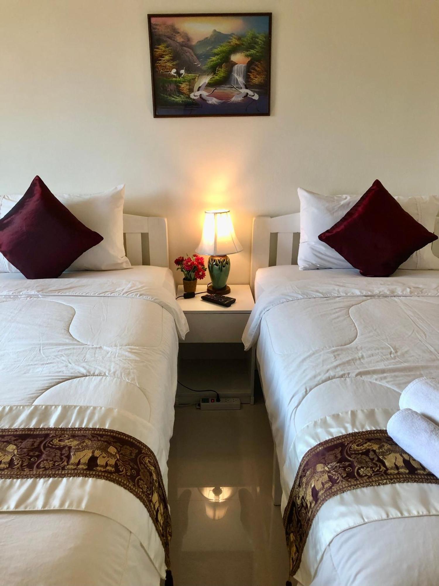 Naraya Homestay San Pa Tong Екстериор снимка